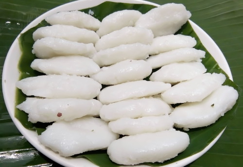 B&aacute;nh h&ograve;n tai